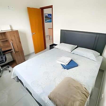 202- Apartamento De 2 Quartos Para Ate 5 Hospedes Patos de Minas Dış mekan fotoğraf